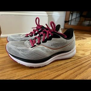 Saucony Ride 14 Women’s Size 8